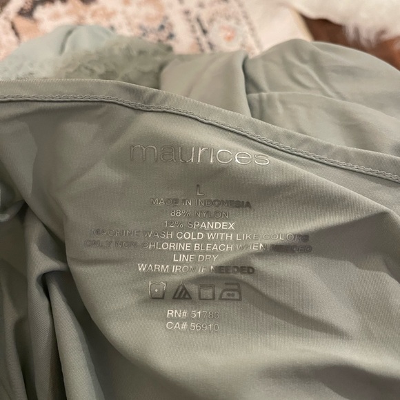 Tank top - Picture 3 of 4